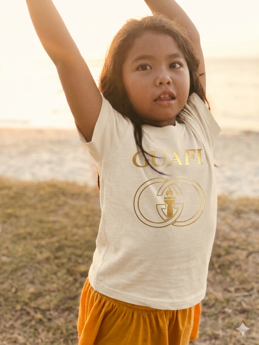 Natural youth tee with gold Guafi logo, worn
