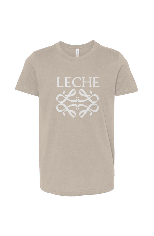 Natural youth tee with Leche logo